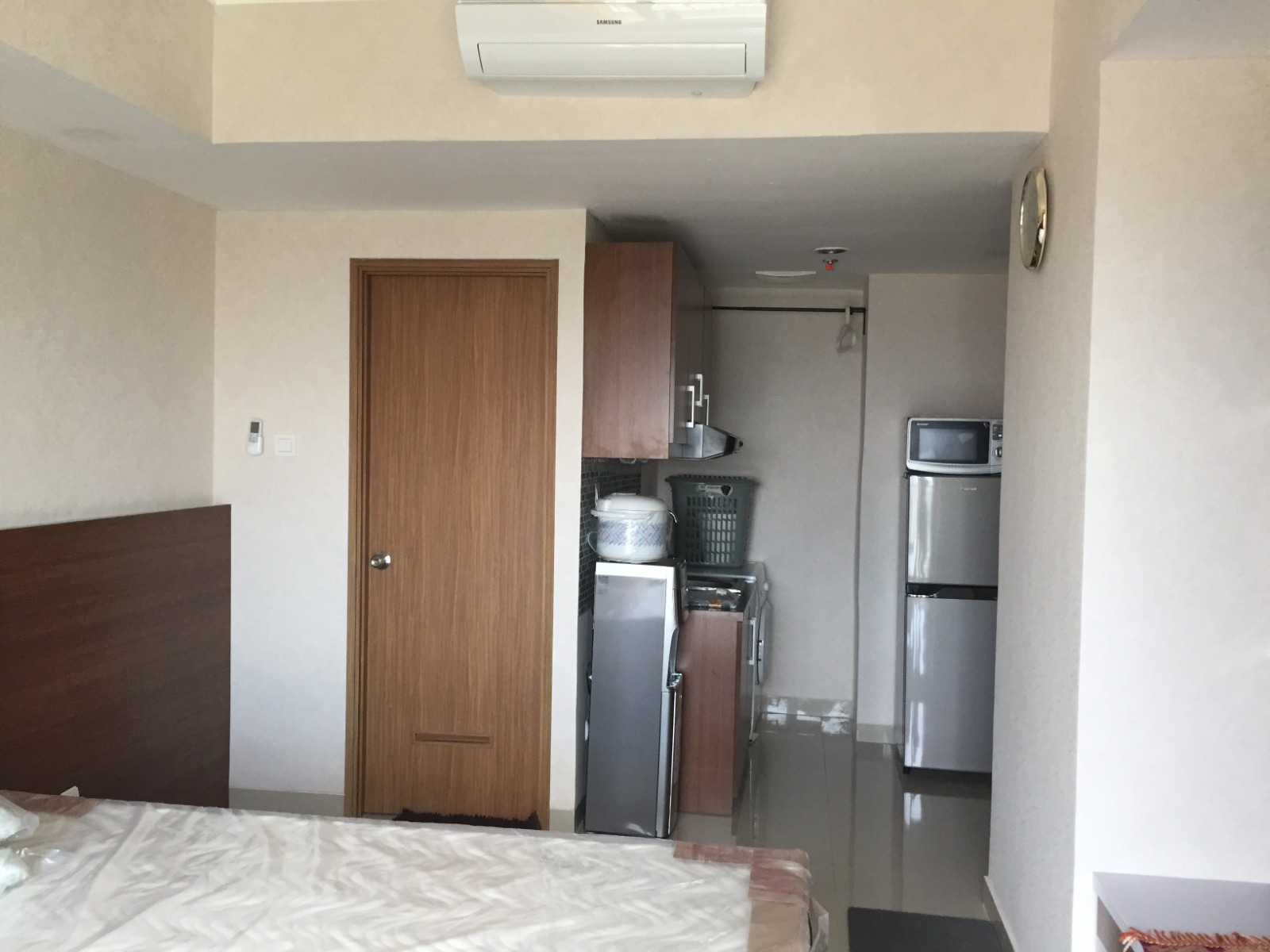 Disewakan Fully Furnished Apartemen Oasis Tipe Studio di Lippo Cikarang